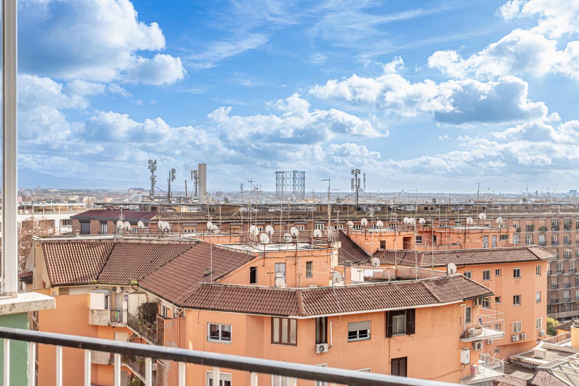 Viola Penthouse With Panoramic View Rom